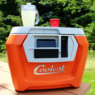 Illustration for article titled This $10.8 Million Crowdfunded Cooler Better Be Awesome